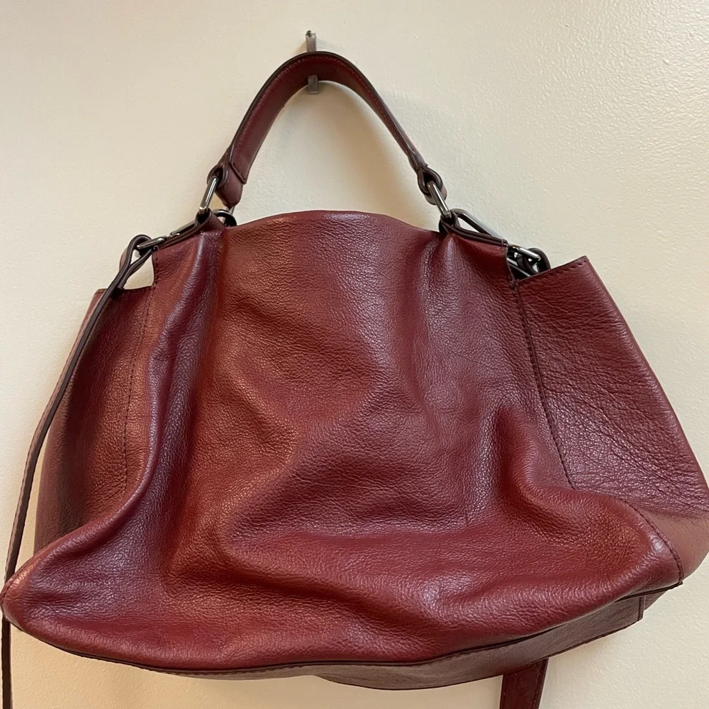 New Women’s Free People Crossbody Bag!🔥🔥🔥 - Picture 4 of 8